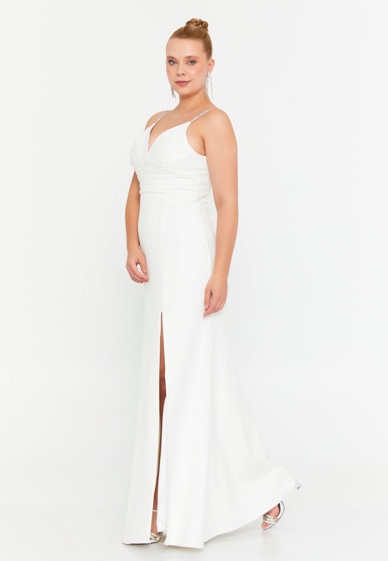 Rochie Alba eleganta Ganora