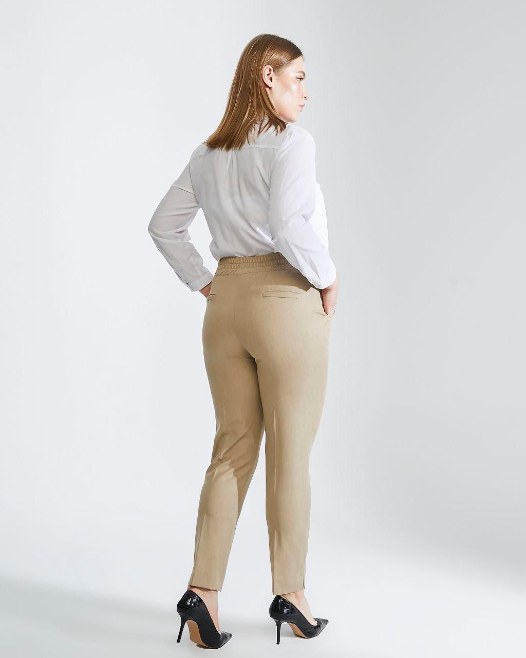 Pantaloni crem conici eleganti