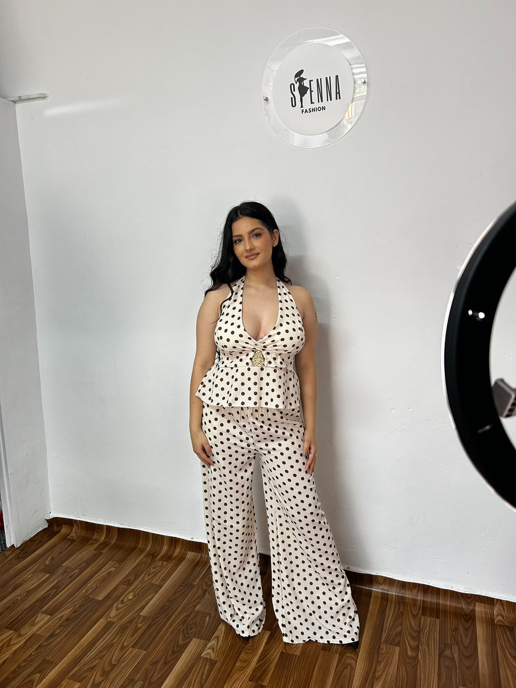 Compleu cu buline elegant