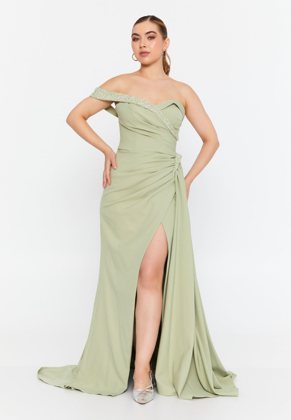 Rochie unică eleganta lungă verde fistic fără umeri Callia